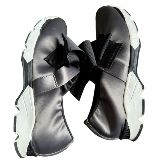 All Black Footwear woman’s bow bow satin sneaker size 40EU - Picture 9 of 12